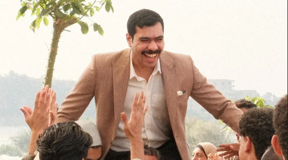 مشهد من المسلسل (صفحة أحمد رمزي على «فيسبوك»)