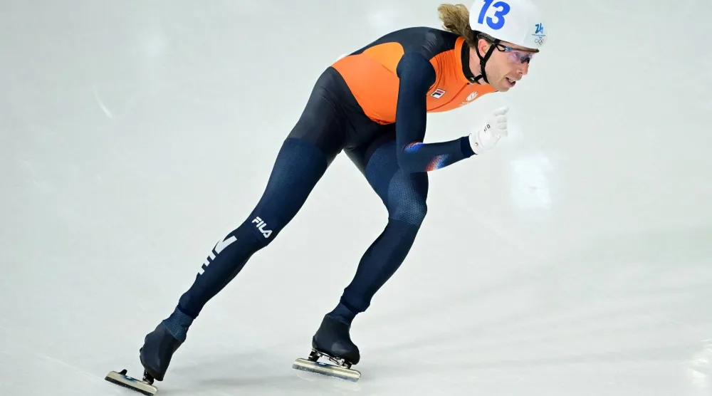 الهولندي يوريت بيرغسما انتزع ذهبية الانطلاق الجماعي (أ.ف.ب)