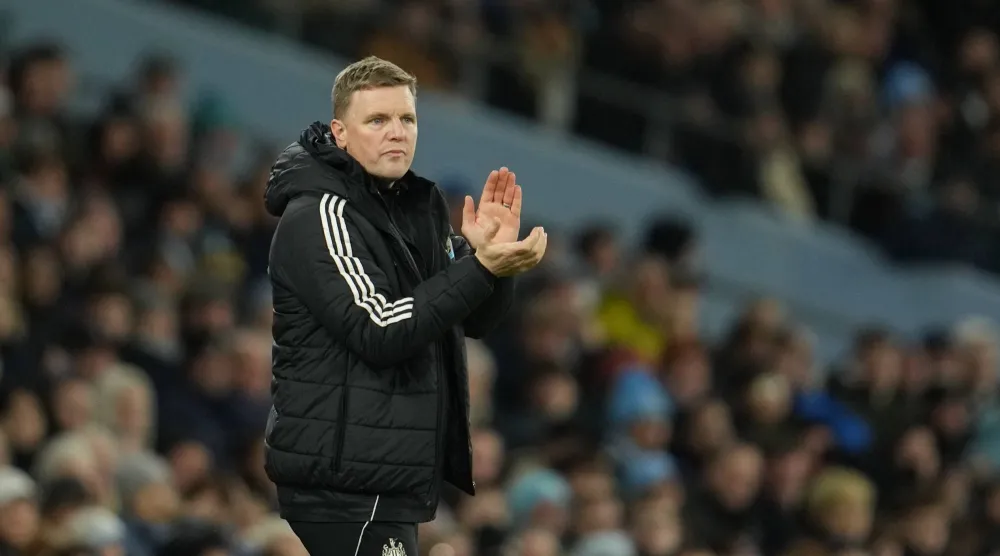 إيدي هاو المدير الفني لفريق نيوكاسل (أ.ب)