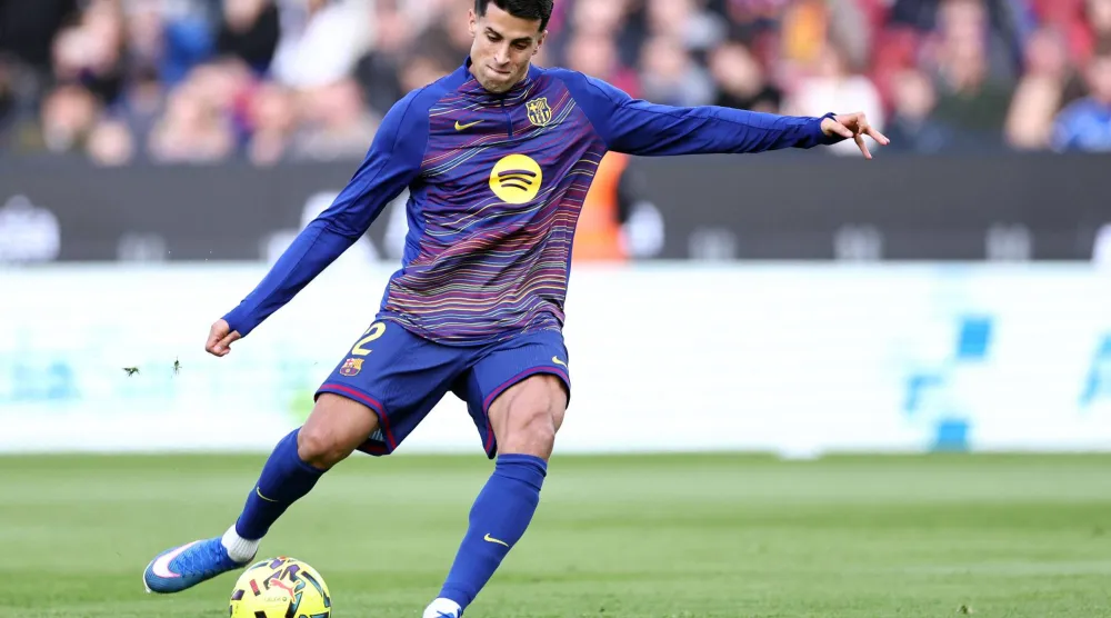 البرتغالي جواو كانسيلو لاعب الهلال المعار لبرشلونة (أ.ف.ب)