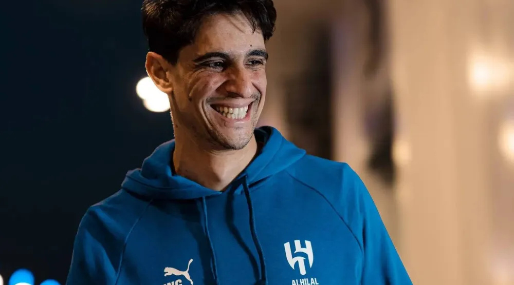 الدولي المغربي ياسين بونو (نادي الهلال) 