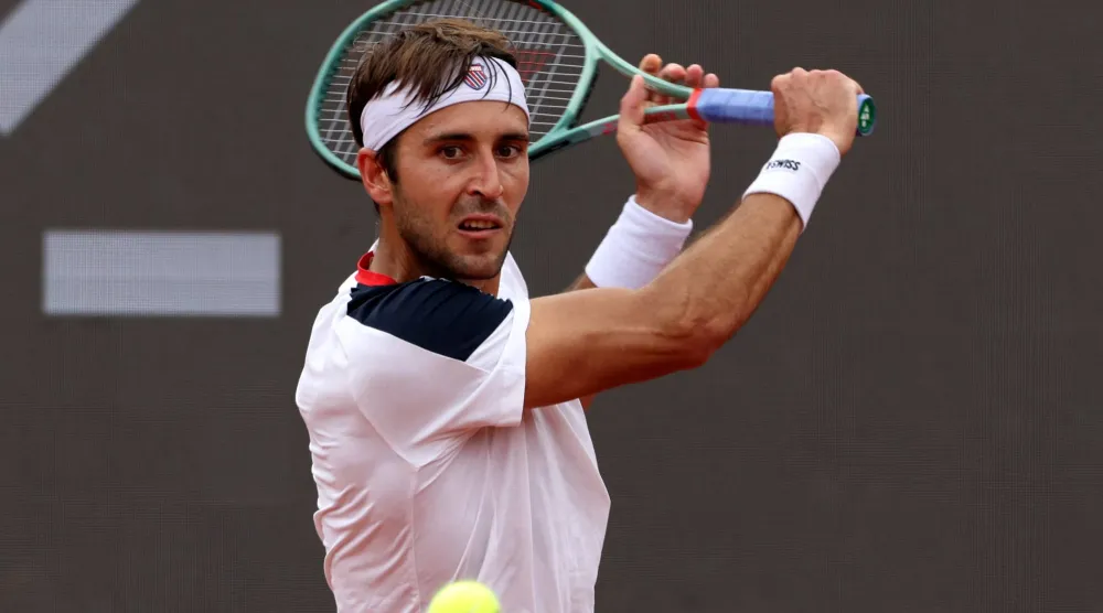 الأرجنتيني توماس مارتن إتشفيري إلى نهائي ريو (رويترز)