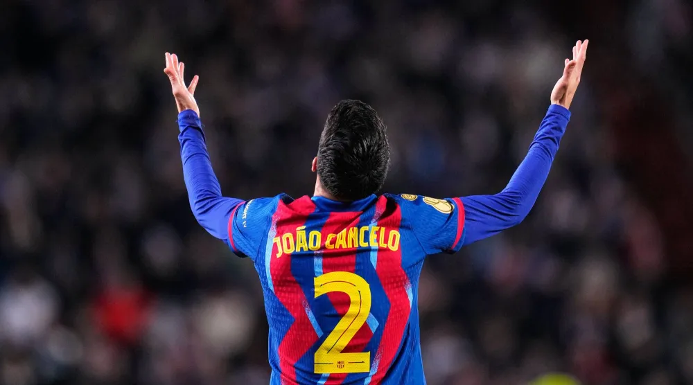 البرتغالي جواو كانسيلو لاعب برشلونة (أ.ب)