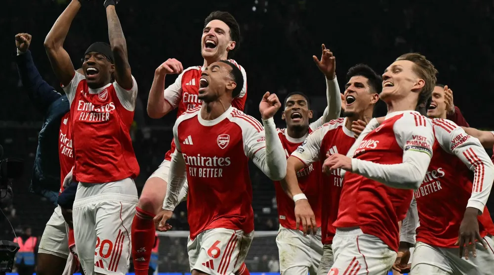  آرسنال يقترب من حسم اللقب (أ.ف.ب)