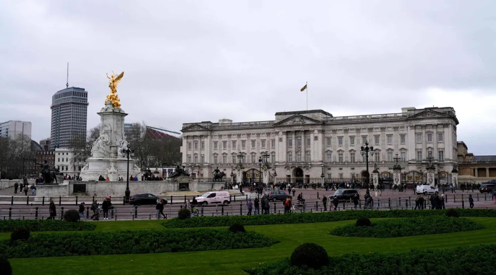 قصر باكنغهام في العاصمة البريطانية (أ.ف.ب)