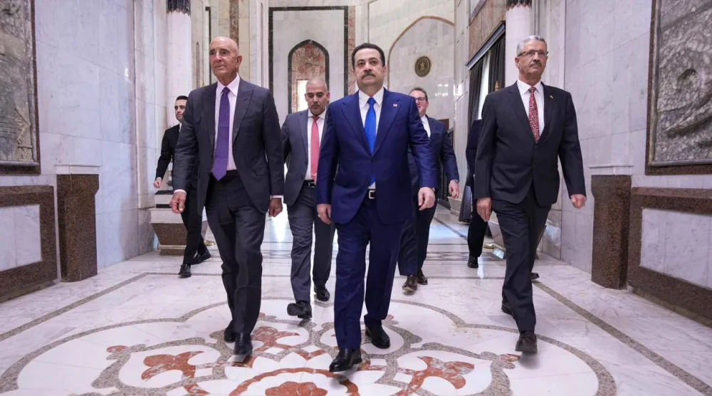 رئيس الوزراء مع المبعوث الأميركي (إعلام رئاسة الوزراء)