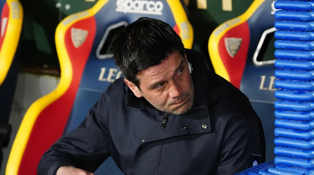 المدرب الروماني كريستيان كييفو (إ.ب.أ)