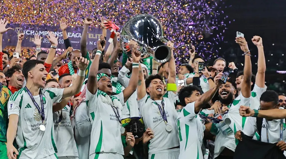 فوز الأهلي بدوري النخبة الآسيوي ساهم في صدارة الأندية السعودية قارياً (رويترز)