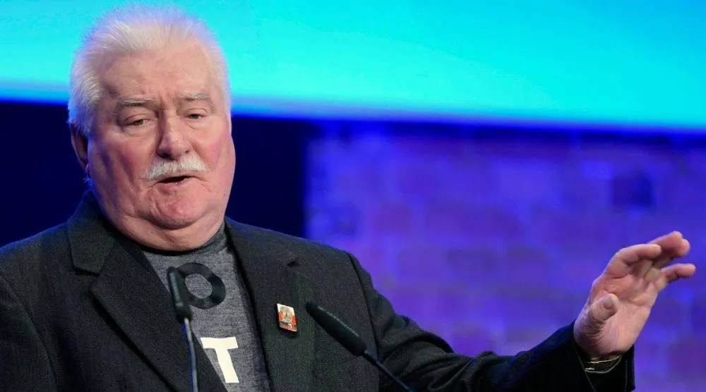 رئيس بولندا السابق ليخ فاونسا (إ.ب.أ - أرشيفية)