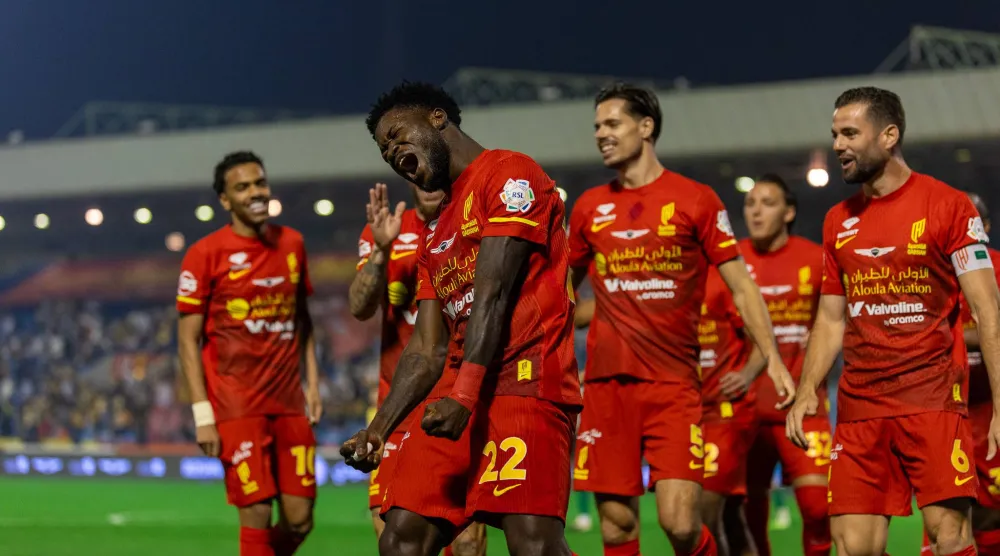 احتفالية سريعة للقادسية في ديربي الشرقية (تصوير: عيسى الدبيسي) 