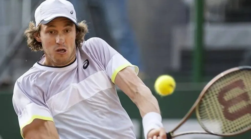 نيكولاس جاري (رويترز)