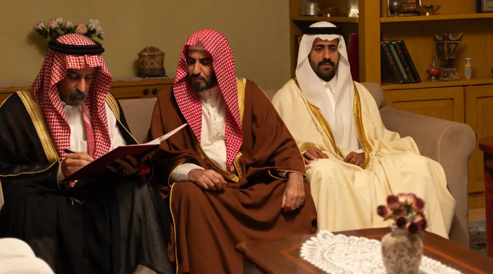 خالد صقر في مشهد من المسلسل أثناء زواج ابنته عزيزة (حساب الفنان في إكس)