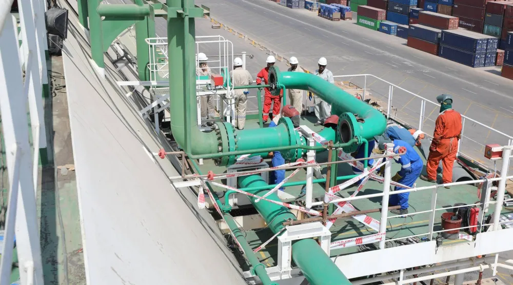 تعد هذه البئر أولى ثمار برنامج العمل الاستثماري الجديد لشركة «إيني» بمناطق خليج السويس وسيناء (وزارة البترول)