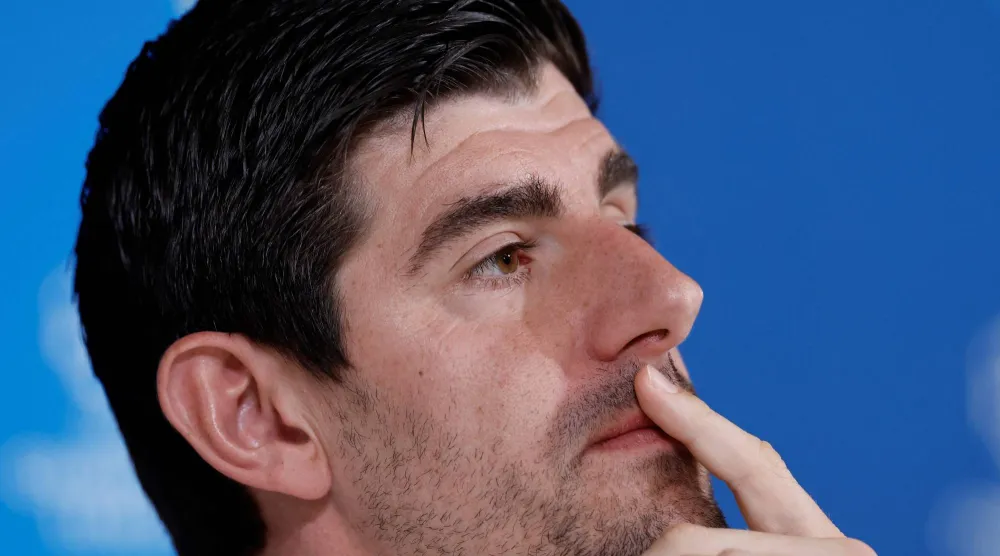 تيبو كورتوا حارس مرمى فريق ريال مدريد الإسباني (أ.ف.ب)