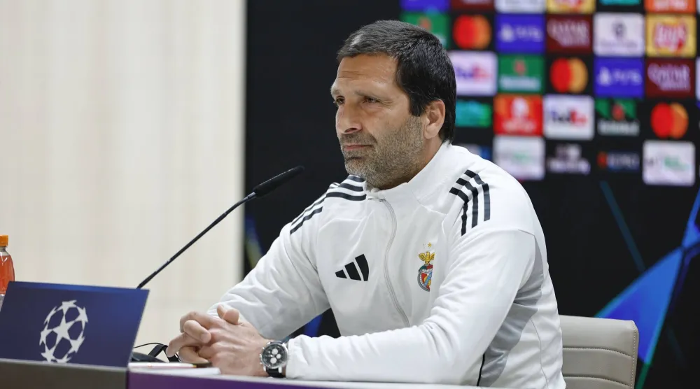 جواو ترالياو مساعد مدرب بنفيكا (إ.ب.أ)