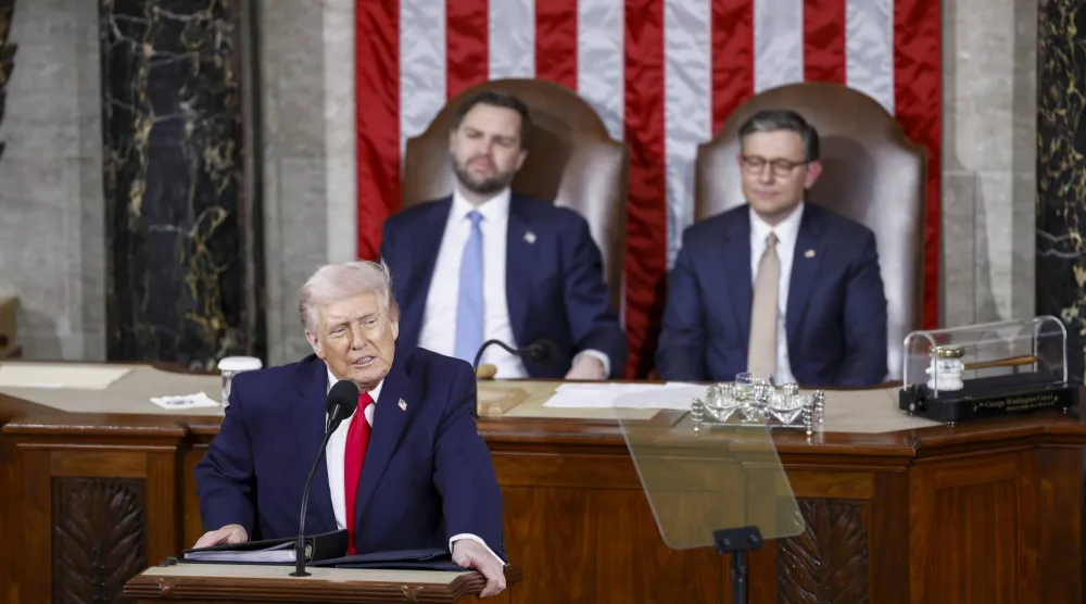 ألقى الرئيس الأميركي دونالد ترمب أطول خطاب عن حالة الاتحاد على الإطلاق (إ.ب.أ)