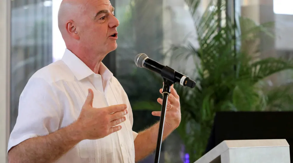 جياني إنفانتينو (رويترز)