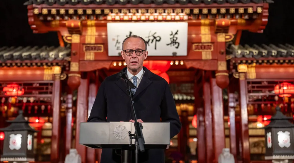 المستشار الألماني فريدريش ميرتس في بكين (د.ب.أ)