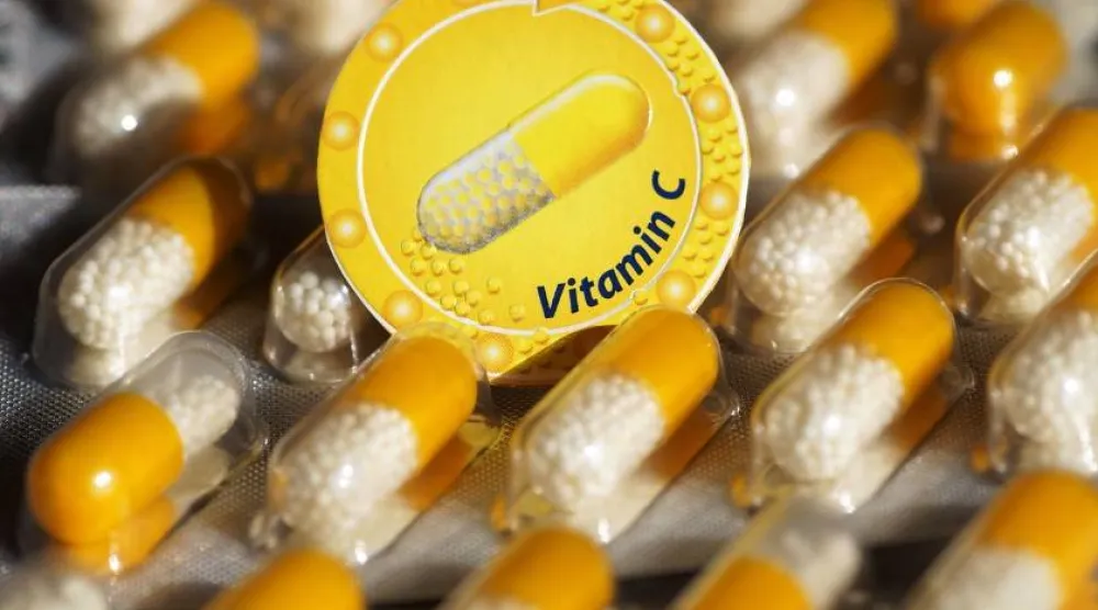 ماذا يحدث للجسم عند الإفراط في فيتامين «سي»؟