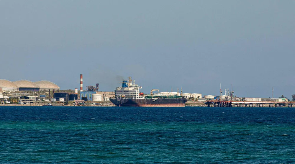 ناقلة نفط في ميناء ماتانزاس... كوبا 17 فبراير 2026 (أ.ف.ب)