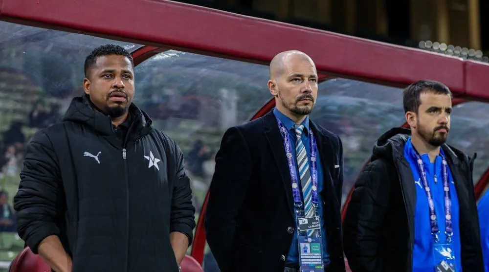 نيستور إل مايسترو مدرب فريق النجمة (نادي النجمة)