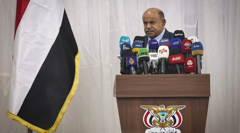 Governor of Hadramout, Salim Al-Khanbashi delivers a press conference in the city of Mukalla in Yemen's coastal southern Hadramout province on January 19, 2026. (Photo by FADEL SENNA / AFP)