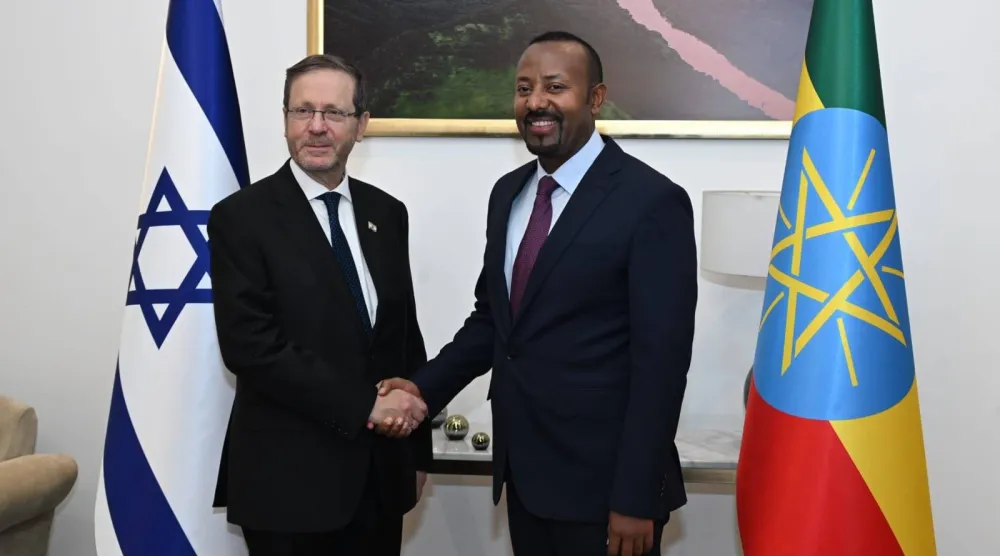 رئيس الوزراء الإثيوبي يستقبل الرئيس الإسرائيلي إسحاق هرتسوغ خلال زيارة لأديس أبابا يوم الأربعاء (وكالة الأنباء الإثيوبية)