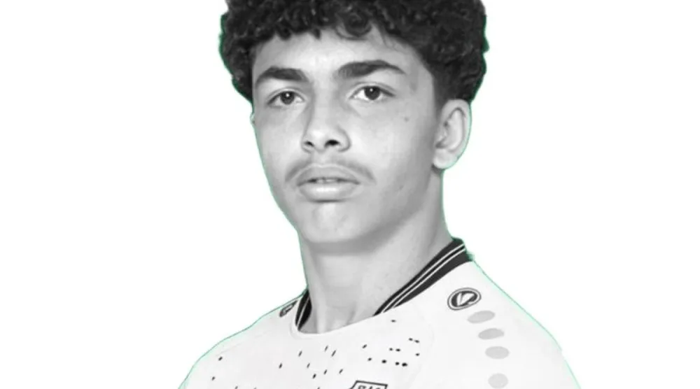 اللاعب الشاب يوسف النصراوي (واع)