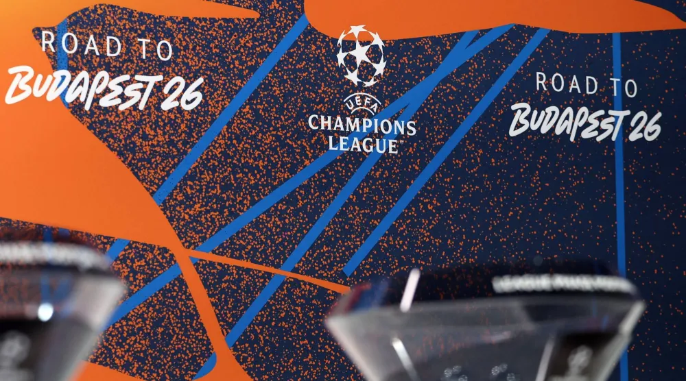 قرعة مثيرة لدور الـ16 من بطولة دوري أبطال أوروبا (رويترز)