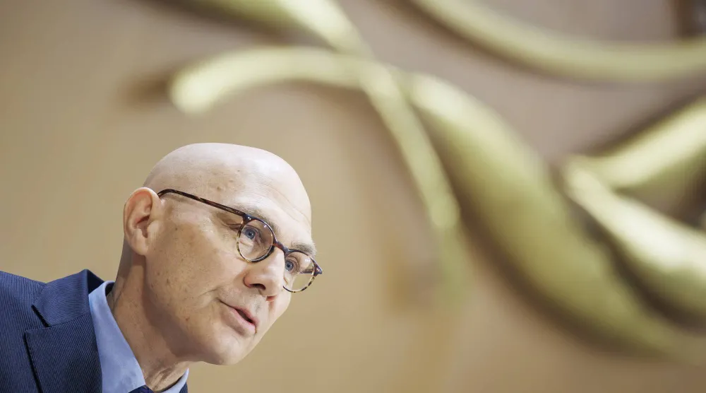 المفوض السامي للأمم المتحدة لحقوق الإنسان فولكر تورك يتحدث خلال افتتاح الدورة الحادية لمجلس حقوق الإنسان في جنيف الاثنين الماضي (إ.ب.أ)