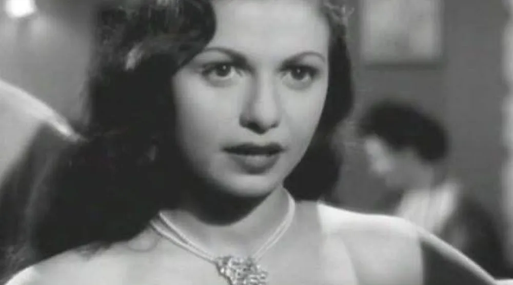 الفنانة والراقصة كيتي (صورة أرشيفية)