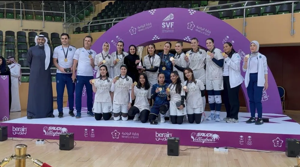 جانب من تتويج فريق العلا بلقب البطولة (الشرق الأوسط)