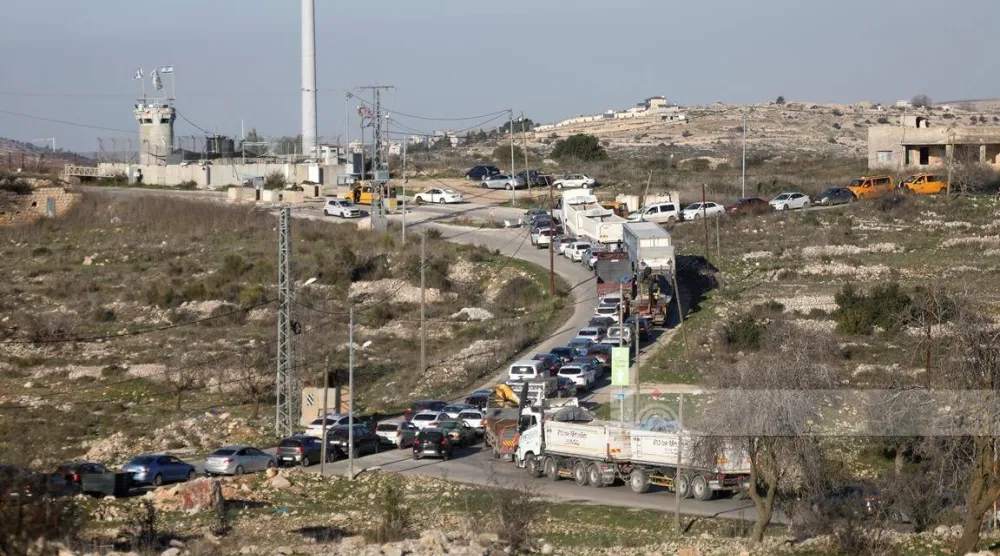 حاجز عطارة شمال رام الله (وفا)