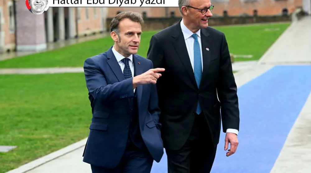 Almanya Şansölyesi Friedrich Merz ve Fransa Cumhurbaşkanı Emmanuel Macron, Belçika'daki Alden Biesen Kalesi'nde düzenlenen gayri resmi Avrupa zirvesinde, 12 Şubat (AFP)