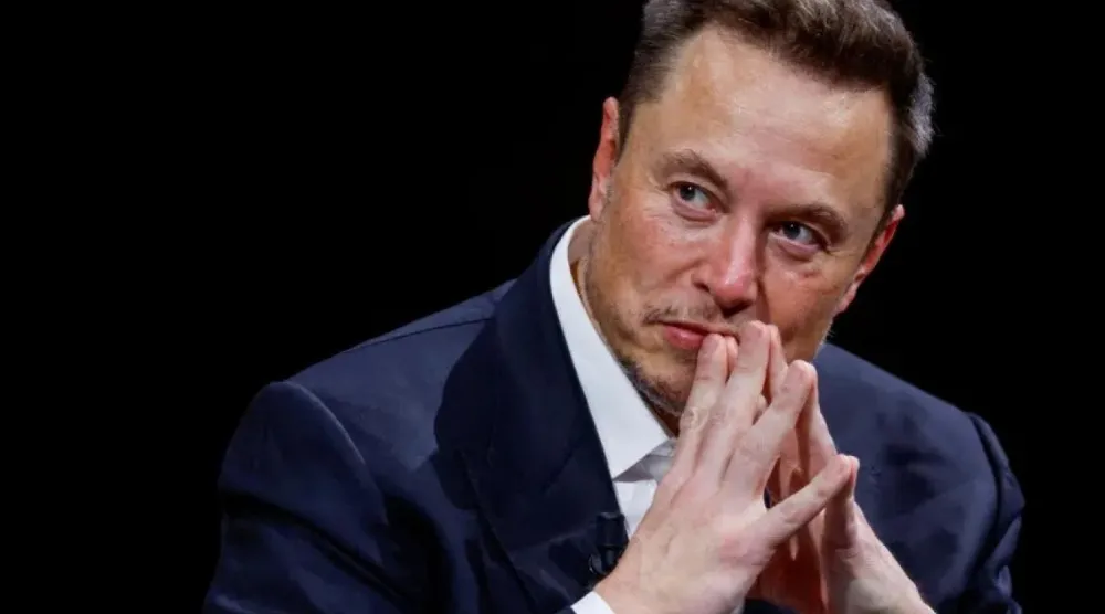 Musk, Grok'un müstehcen içerik üretiminde kullanıldığına yönelik iddiaları yalanlamıştı (Reuters)