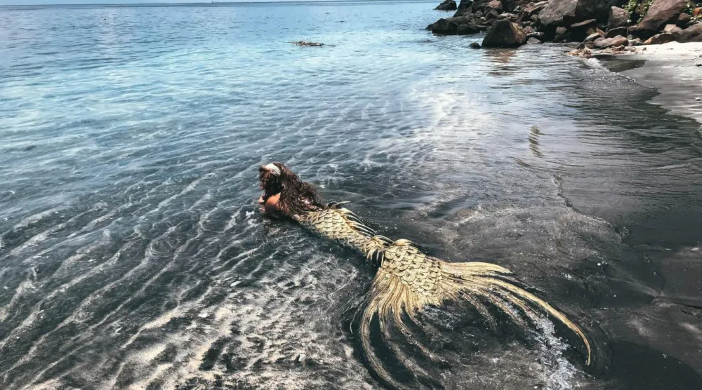 Her beş Rus'tan birinin inandığı denizkızları farklı kültürlerde çeşitlense de birbirine yakın şekillerde betimleniyor (Unsplash)