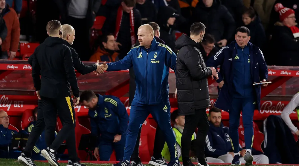 بعد 114 يوماً فقط من توليه المسؤولية وبعد ساعات قليلة من تعادل فورست مع وولفرهامبتون تمت إقالة شون دايك (رويترز)