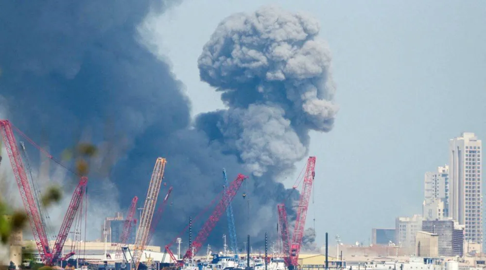 موقع استهدفته ضربة إيرانية في العاصمة البحرينية المنامة أمس (رويترز)