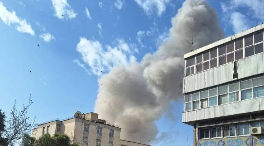 يتصاعد الدخان عقب انفجار في طهران (أرشيفية - د.ب.أ)