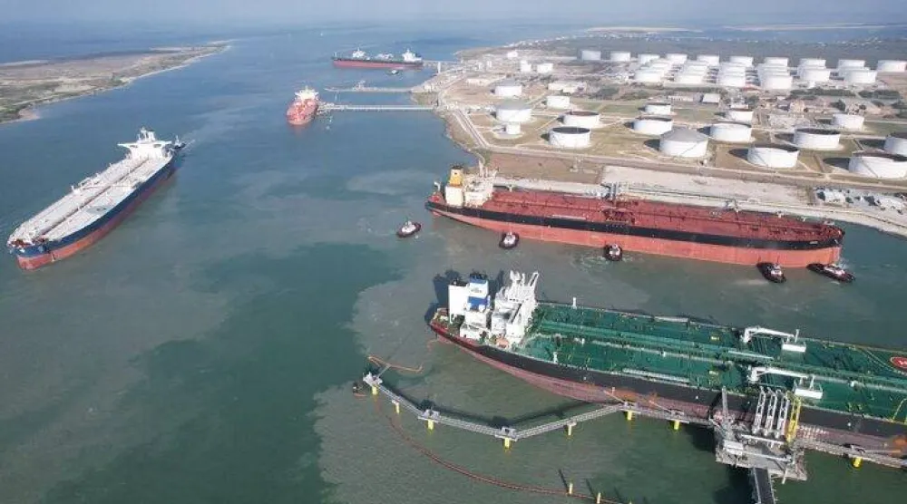 طلبت المفوضية الأوروبية من حكومات التكتل مشاركة تقييماتها ‌الخاصة لأمن إمدادات النفط (رويترز)