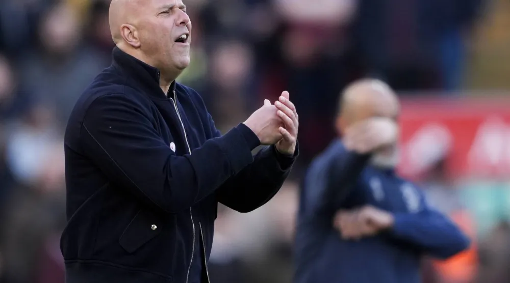 أرني سلوت (د.ب.أ)