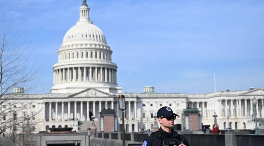 الكونغرس يصوت الأسبوع الحالي على تفويض الحرب في إيران (أ.ف.ب)