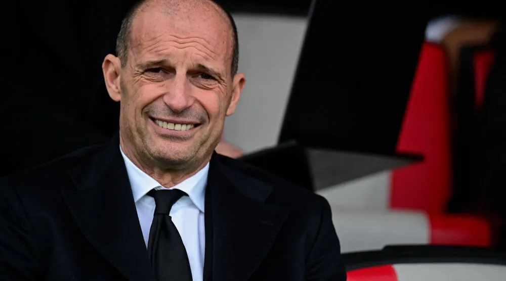 مدرب إيه سي ميلان الإيطالي ماسيميليانو أليغري (أ.ف.ب)