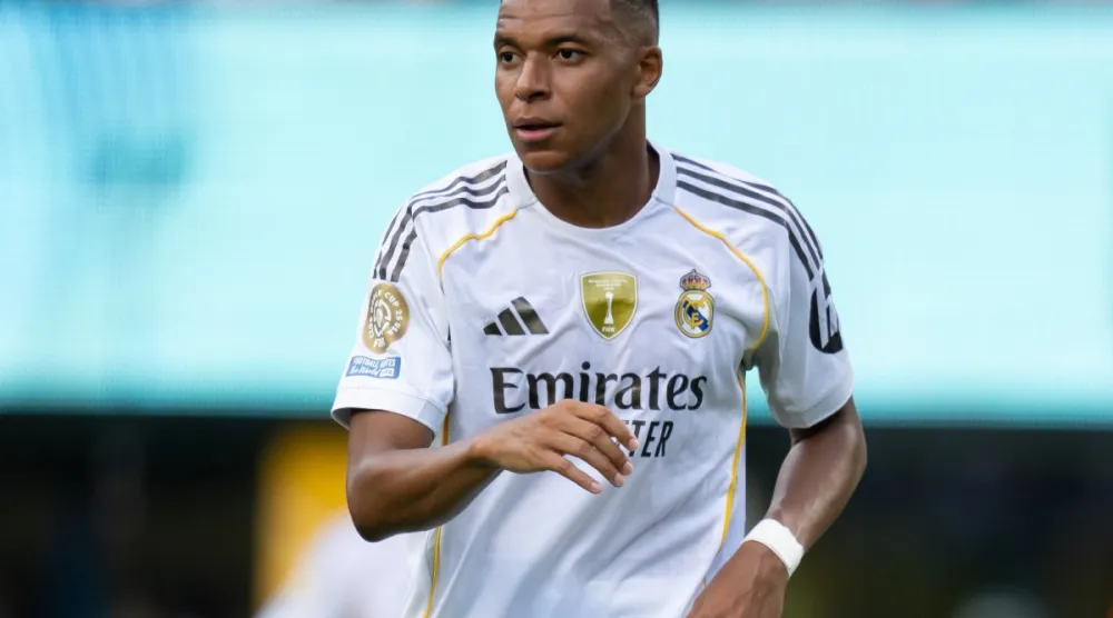 إصابة مبابي أثار الجدل والتساؤلات في الأوساط الرياضية (د.ب.أ)