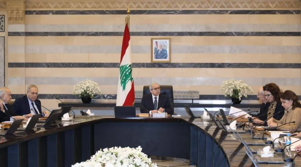 نواف سلام مترئسا جلسة لمجلس الوزراء اليوم (رئاسة مجلس الوزراء على إكس)