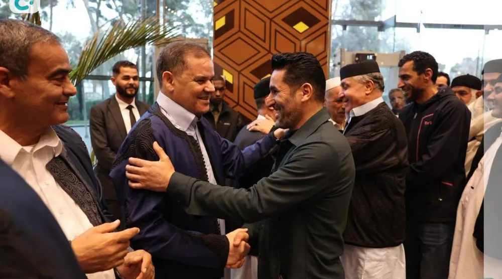 الدبيبة مستقبلاً أعيان وعمداء وقيادات مدينة الزاوية (الوحدة)