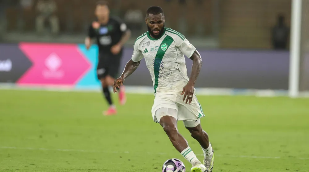 كيسي رمانة الوسط الأهلاوية (تصوير: عدنان مهدلي)