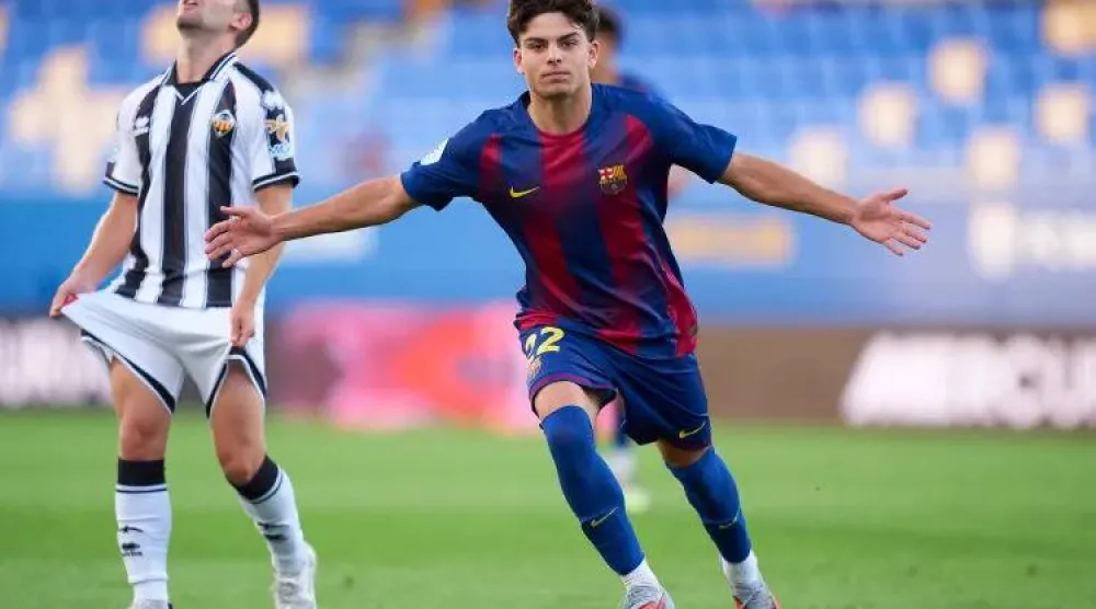 تشافي إسبارت نجم برشلونة الصاعد (نادي برشلونة)