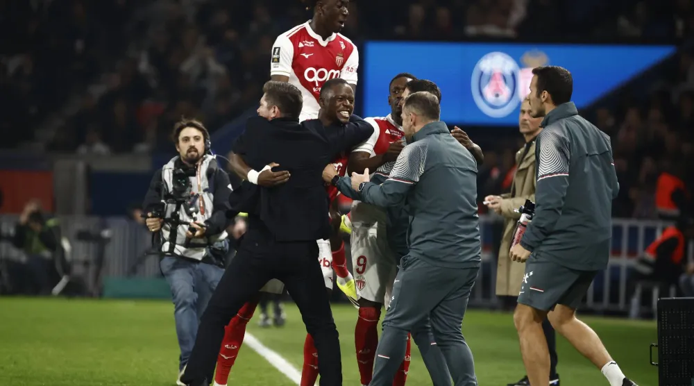 موناكو قدم مباراة مثيرة أمام سان جيرمان (إ.ب.أ)