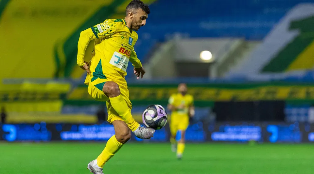 صالح العمري لاعب الخليج (تصوير: عيسى الدبيسي) 